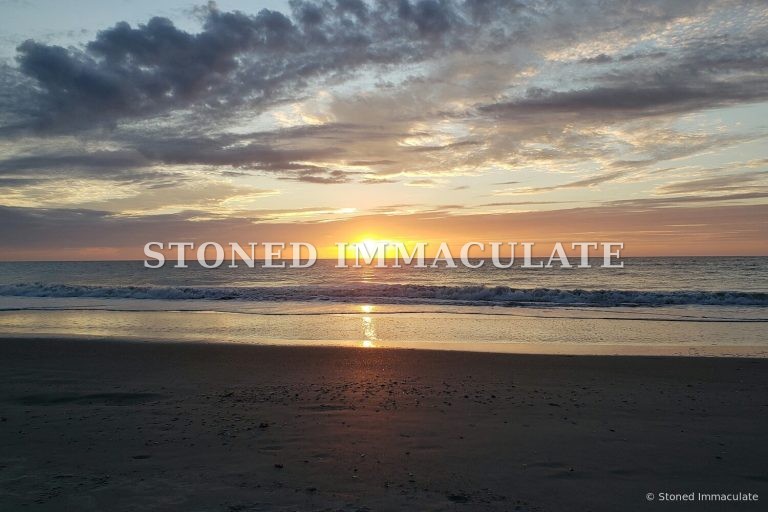 Seaside Escape, a bundle of 7 printable photographs